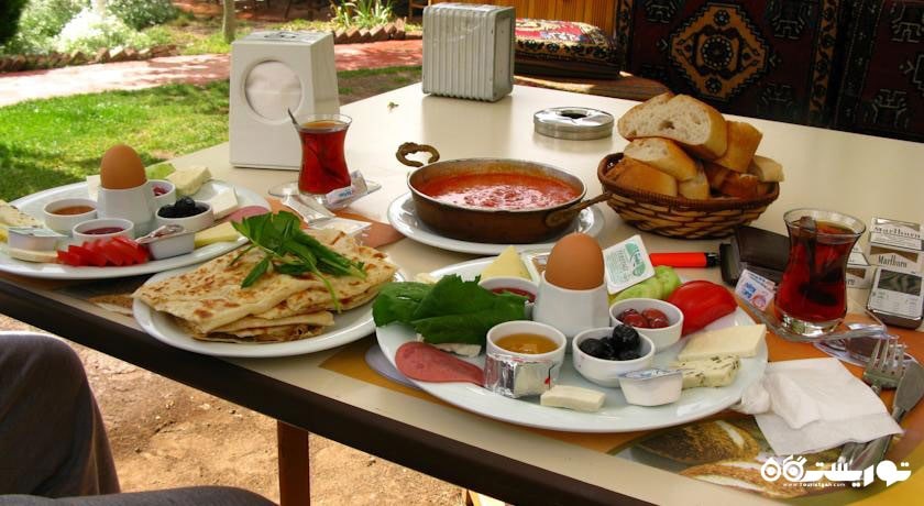 میز صبحانه رستوران